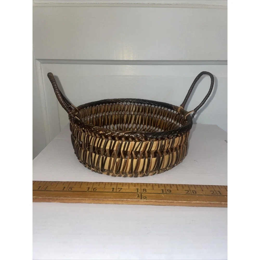 Lovely Wood Handled Woven 7